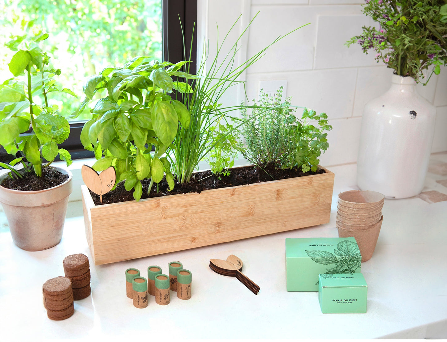FLEUR DU BIEN Indoor Herb Garden Kit + Planter, 6 Herb Seed Packs, Window Gardening Set Plant Marker, Biodegradable Growing Pots, Soil Disc