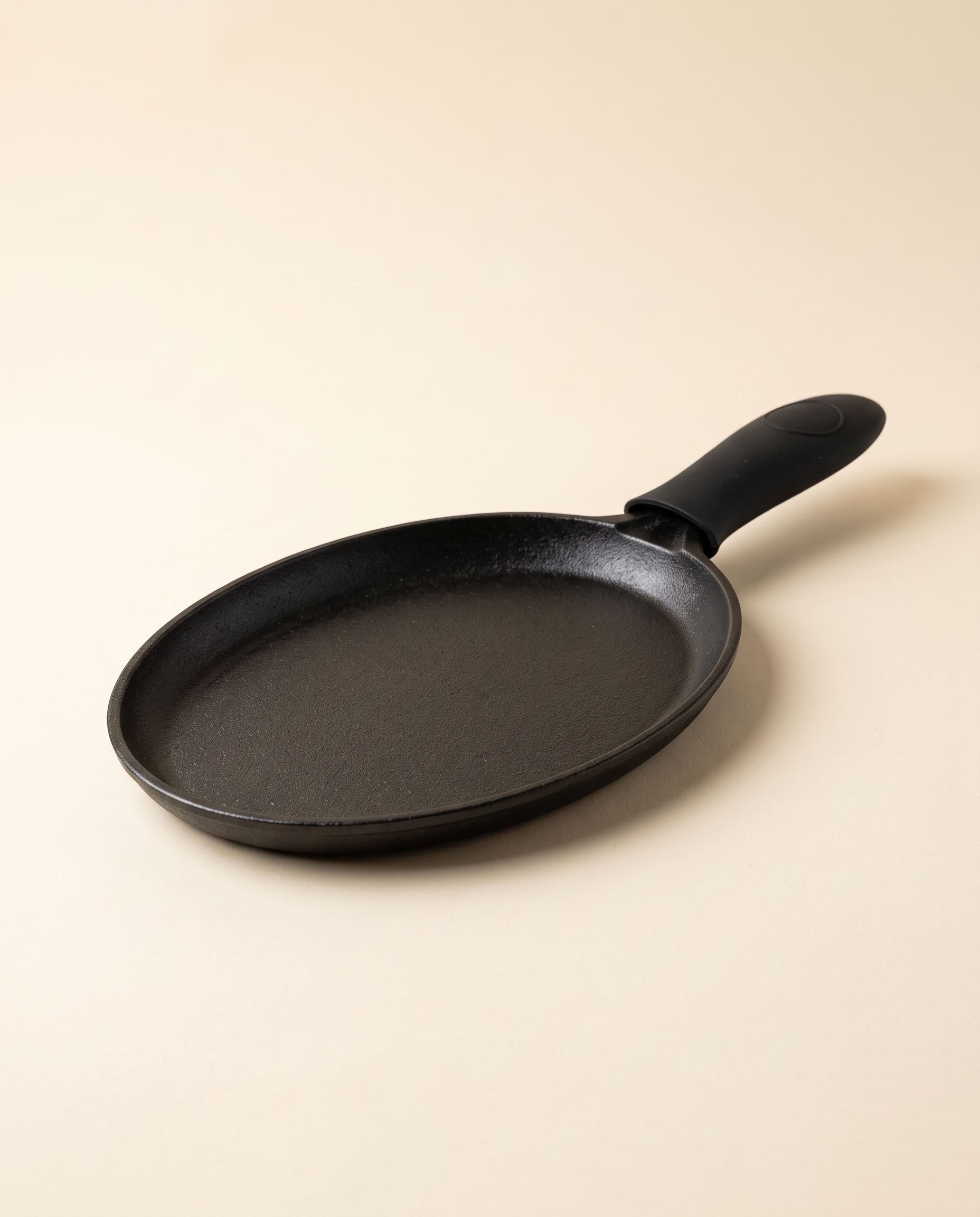 Cast Iron Skillet [Serving Stand Integrated]